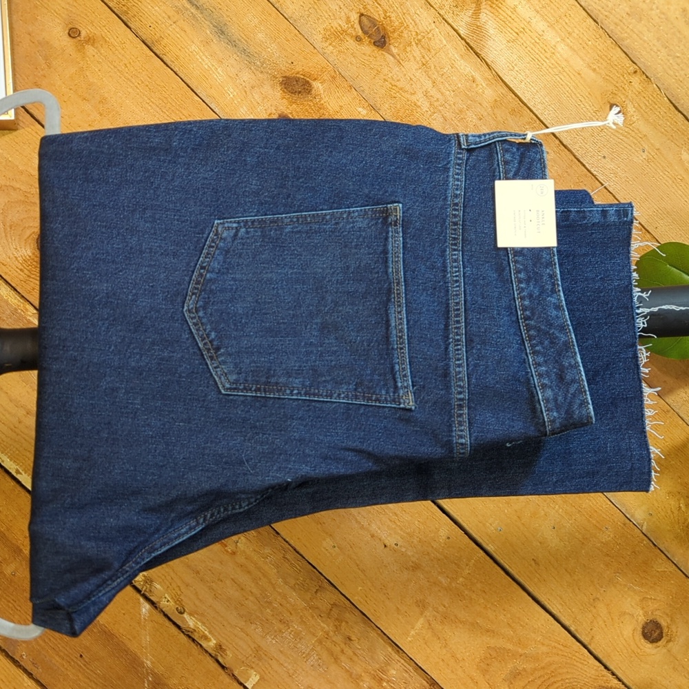 Universal Thread ladies jeans denim 24W bootcut NWT